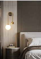 Applique murale moderne abat-jour boule de verre LED Or