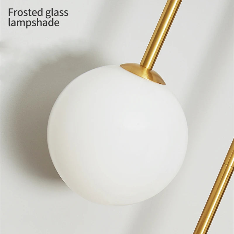 Applique murale moderne abat-jour boule de verre LED Or